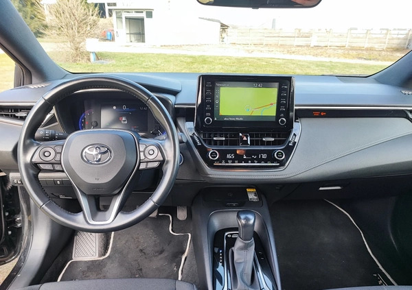 Toyota Corolla cena 75900 przebieg: 129000, rok produkcji 2020 z Łomianki małe 79